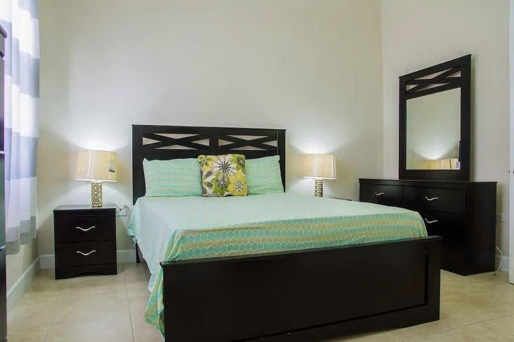 New Kingston Guest Apt At Sonoma Estate Eksteriør billede